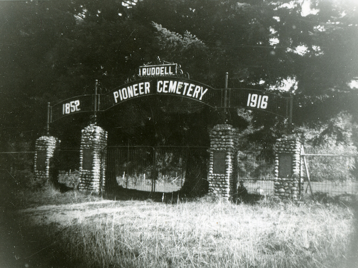 Ruddell Pioneer Cemetery Gate 1954